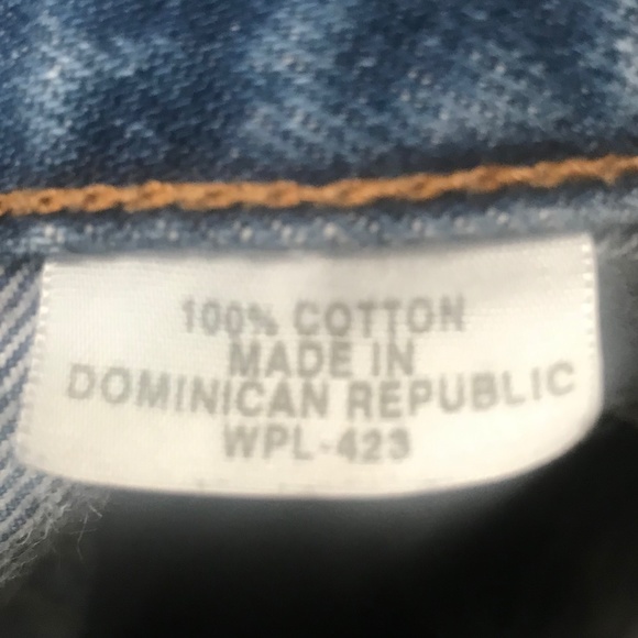 Levi's 501 Jeans. Made in Dominican Republic. - Picture 3 of 3